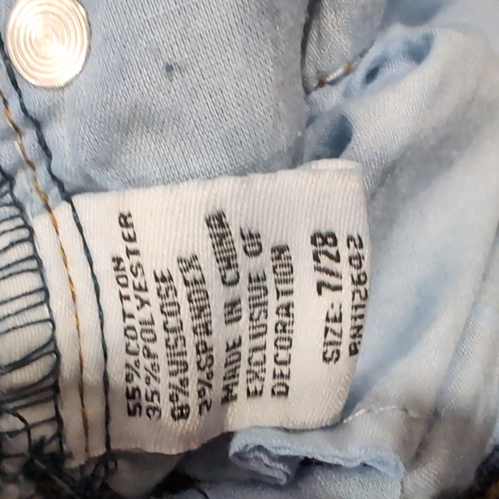 Jeans - Picture 3 of 3